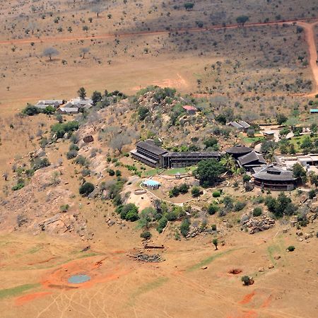 Voi Safari Lodge Екстериор снимка